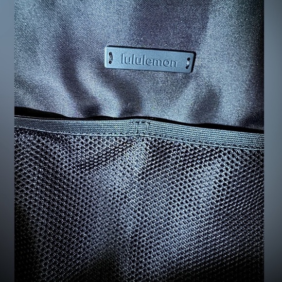 Lululemon Everyday backpack black - Picture 6 of 10